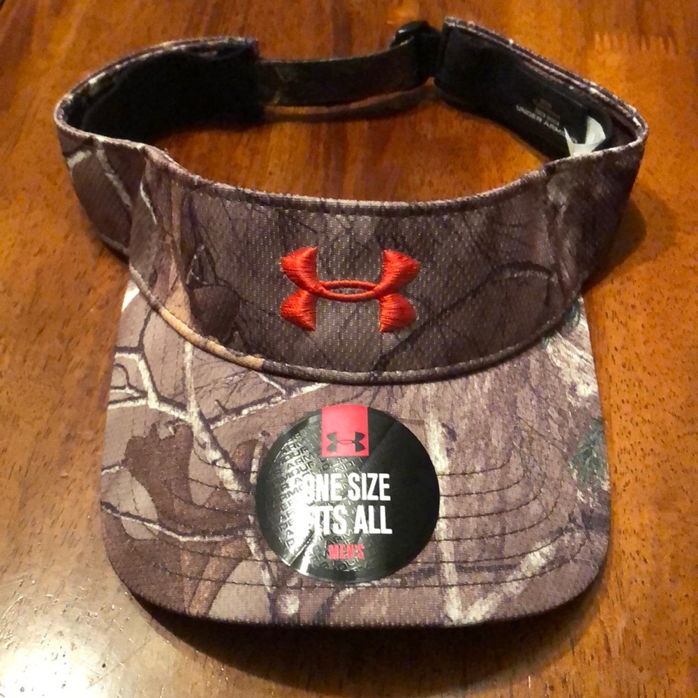 Camouflage Men’s Under Armour Visor!!